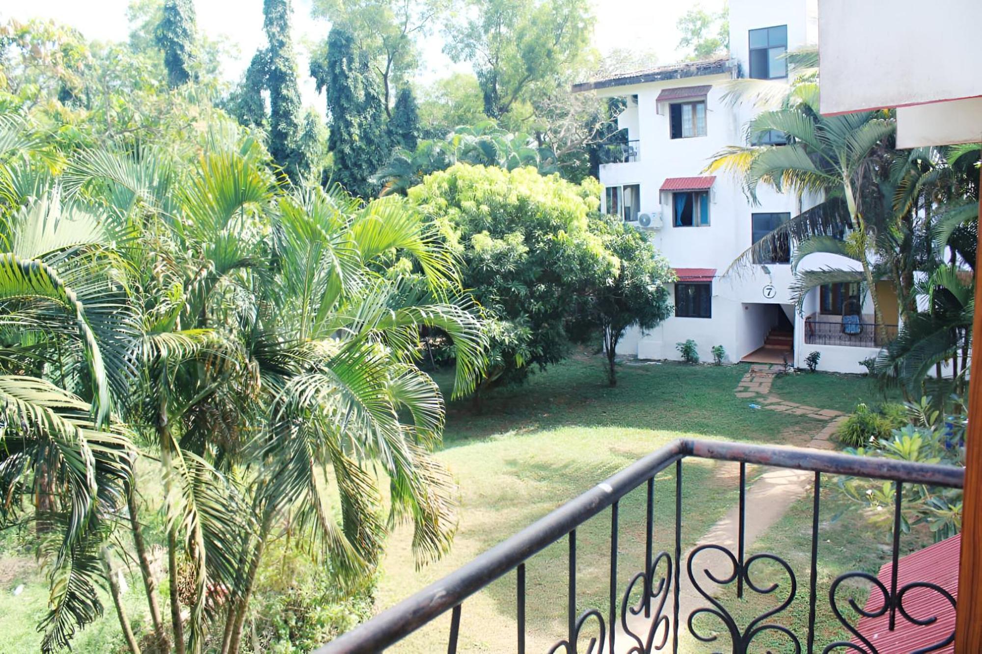 Ronne'S Little Baga Service Apartments Zewnętrze zdjęcie