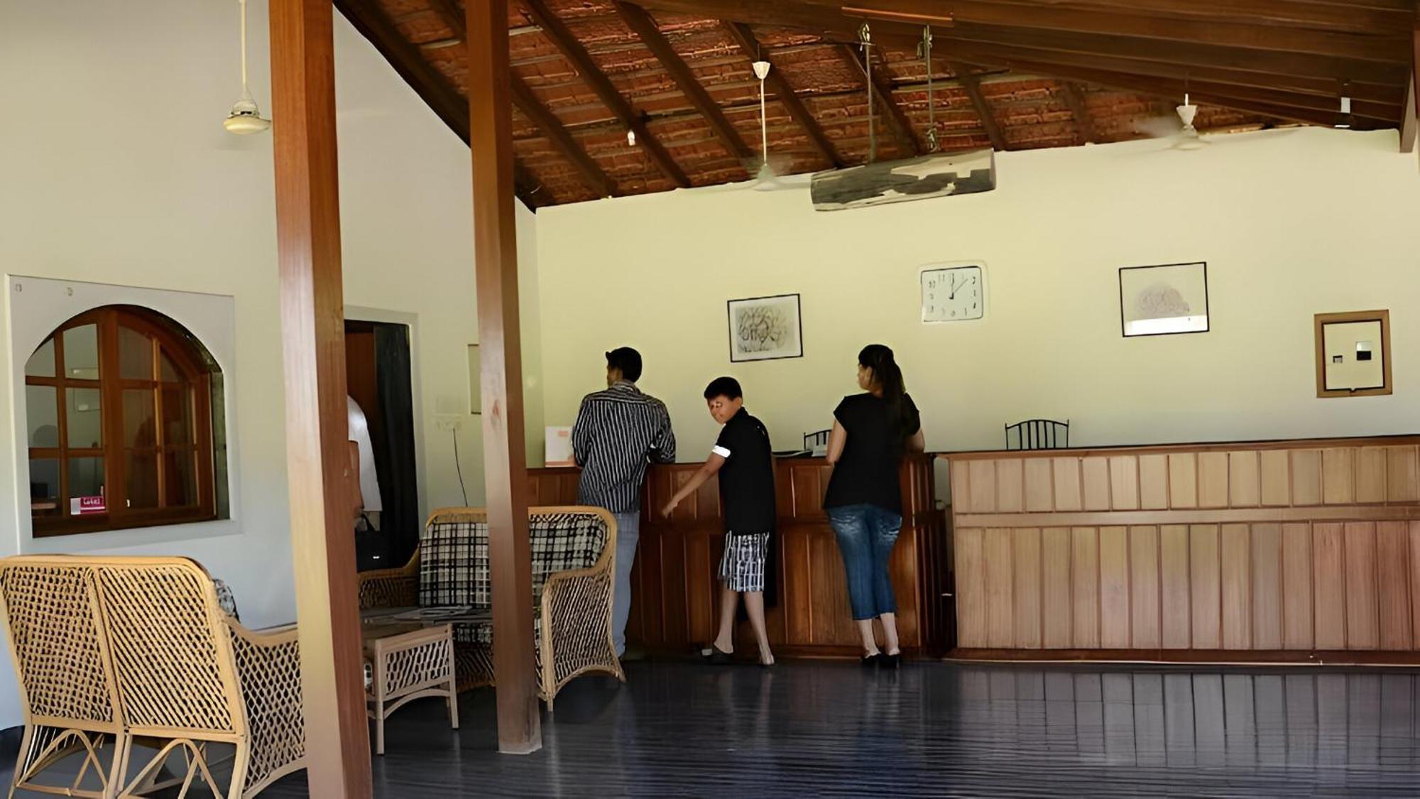 Ronne'S Little Baga Service Apartments Zewnętrze zdjęcie