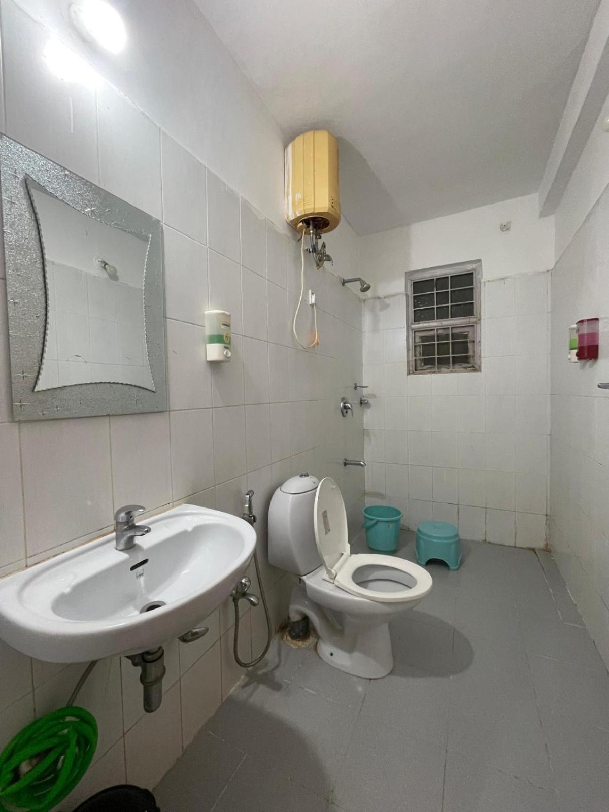 Ronne'S Little Baga Service Apartments Zewnętrze zdjęcie
